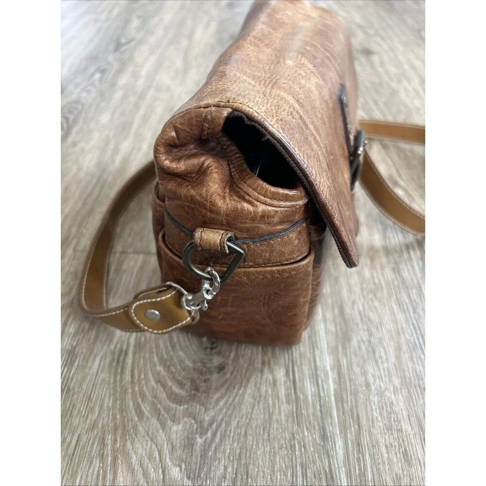 ONA Bowery Leather Camera Bag Brown Distressed DSLR Mirrorless Messenger